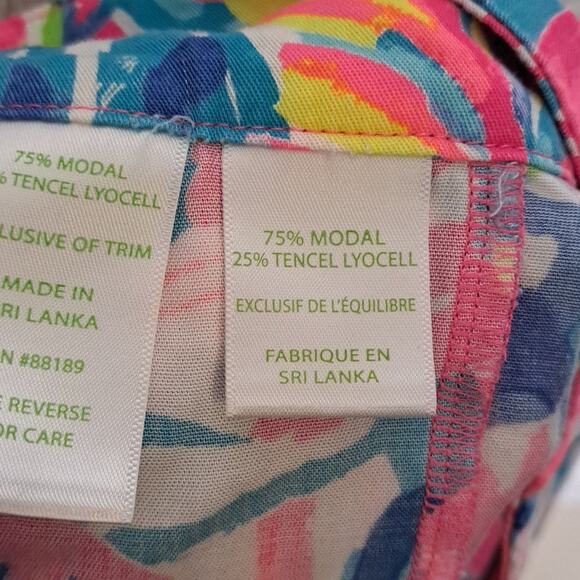 Lilly Pulitzer *Holy Grail* Gumbo Limbo Print Dahlia Shorts - Picture 10 of 10